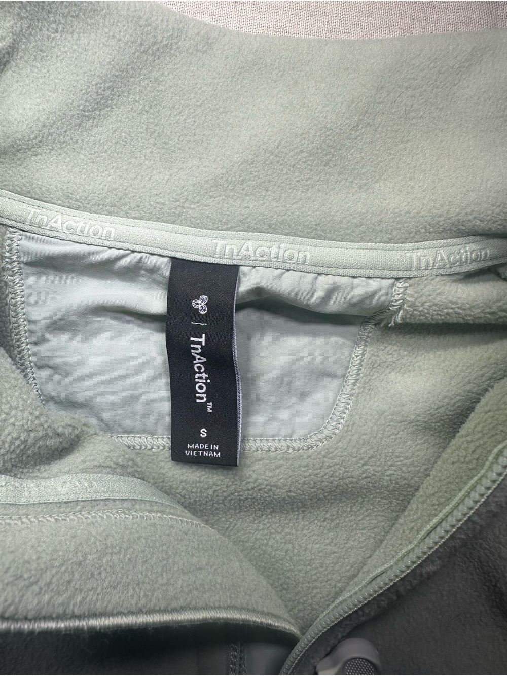 Aritzia TNA SnoDay Polar Ridge Zip-Up Light Green Women's Crop Fleece Jacket S - Picture 5 of 8